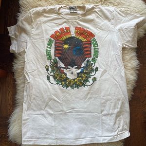 Fine southern gentlemen whataburger grateful dead t-shirt, size L Austin TX